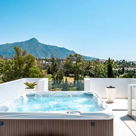 Azur Villa *